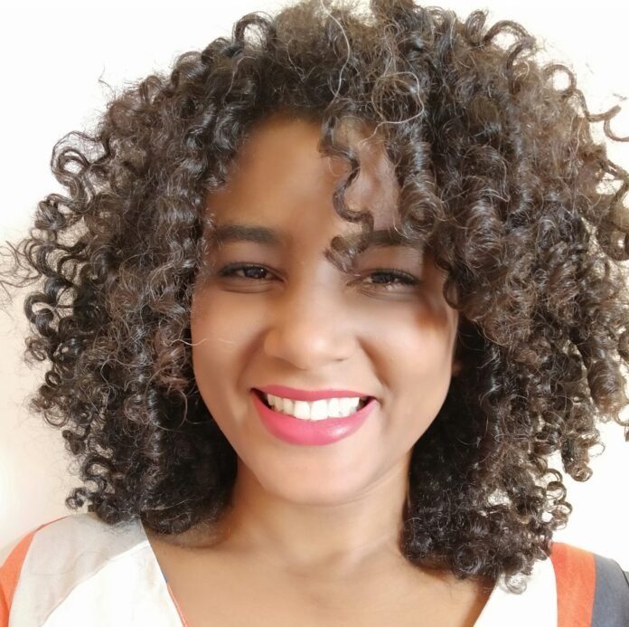 Rizia Mendes Mares